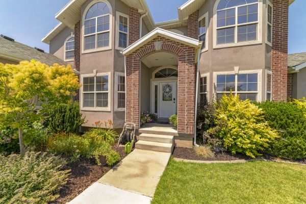 Cost of Transom Window Replacement in Aurora